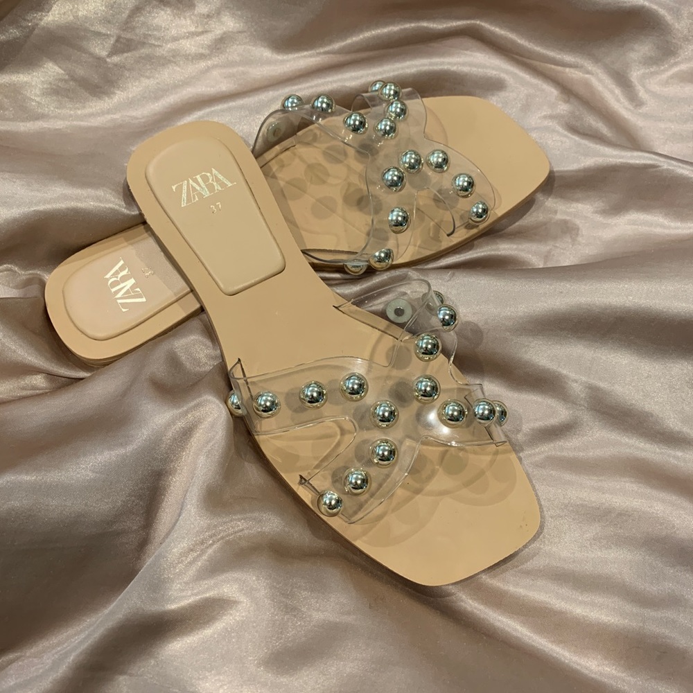 Zara New no tags slip on sandals Sz 37